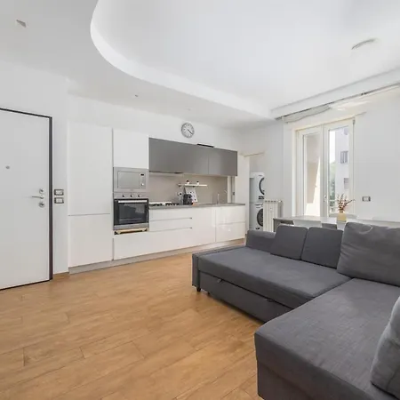 Wonderful Near Center,wifi,comfort,parking Apartment *